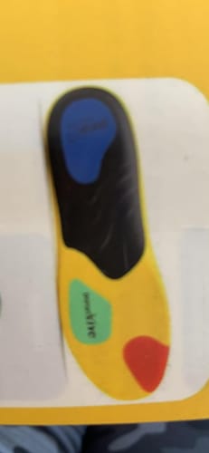 תמונה מביקורת של שני י.